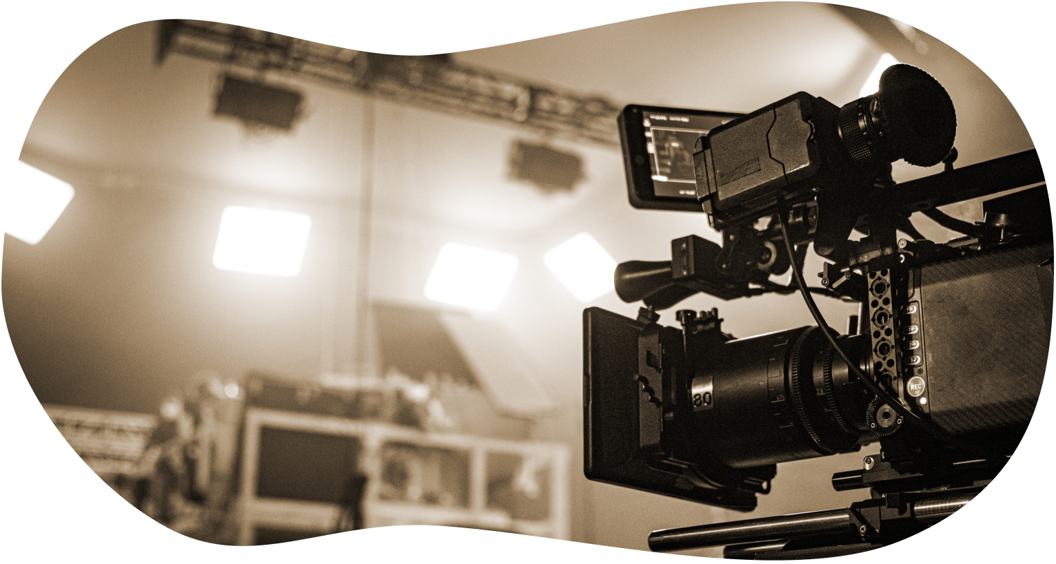 バラエティを中心とした映像制作会社 CREAM